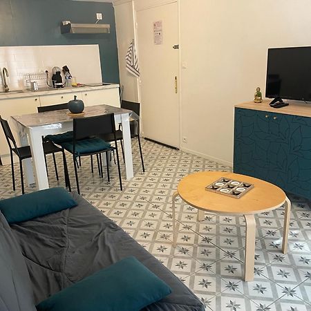 Au Coeur De La Cite Medievale 蒙吕松 外观 照片